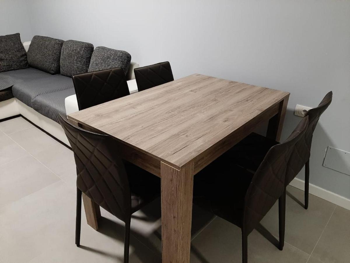 Junik Apartment Orikum Bagian luar foto